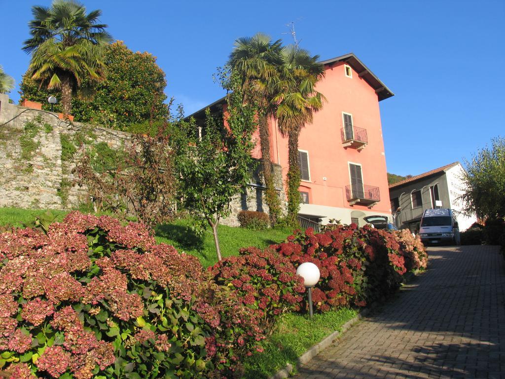 Gasthaus Casamariuccia Massino Visconti Exterior foto